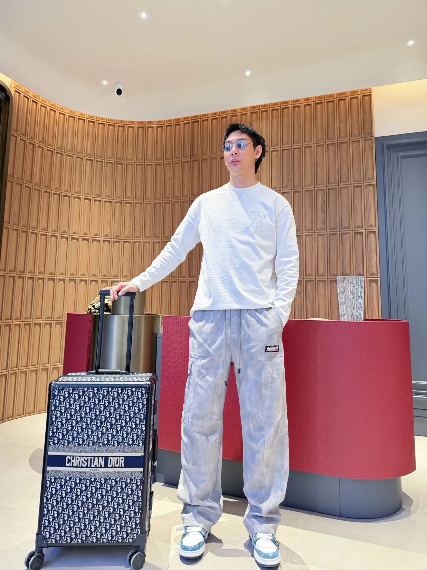 Balenciaga 🆕2026 Autumn and Winter New Arrival trousers and casual pants🎁 are on sale simultaneously on the official website. Brand Classic LOGO casual pants, customized fabrics, excellent comfort and strong touch. Highly recognisable, perfect appearance and craftsmanship. Size:M-3XL